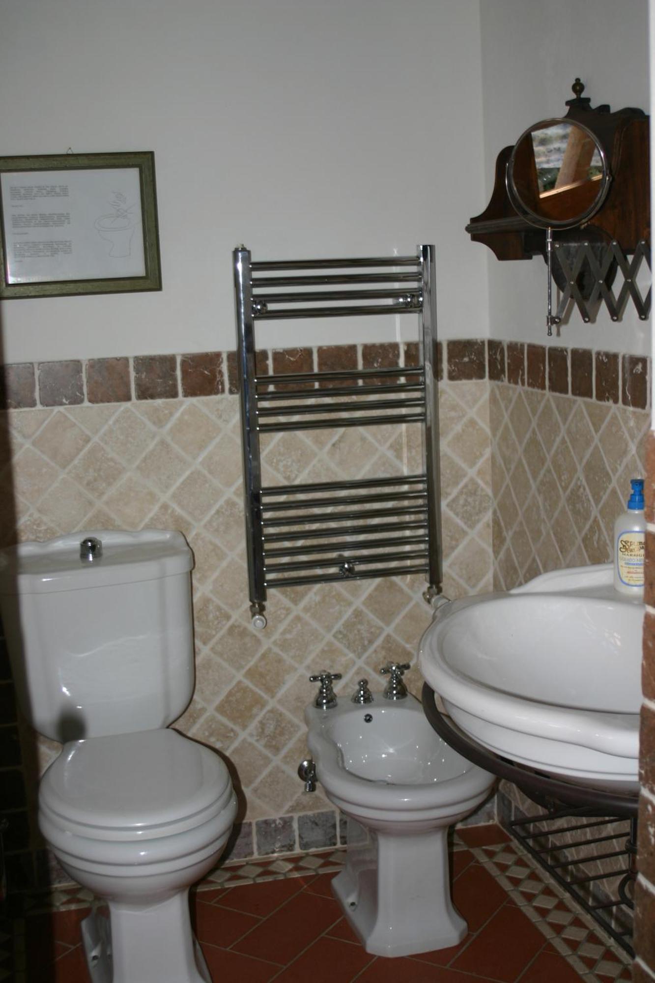 Agriturismo Podere La Cava 메르카탈레 발 디 페사 객실 사진